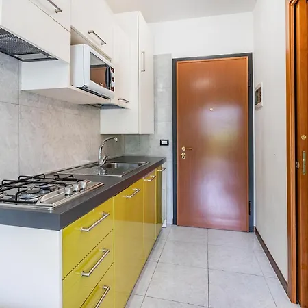 Lovely In With Wifi Apartamento